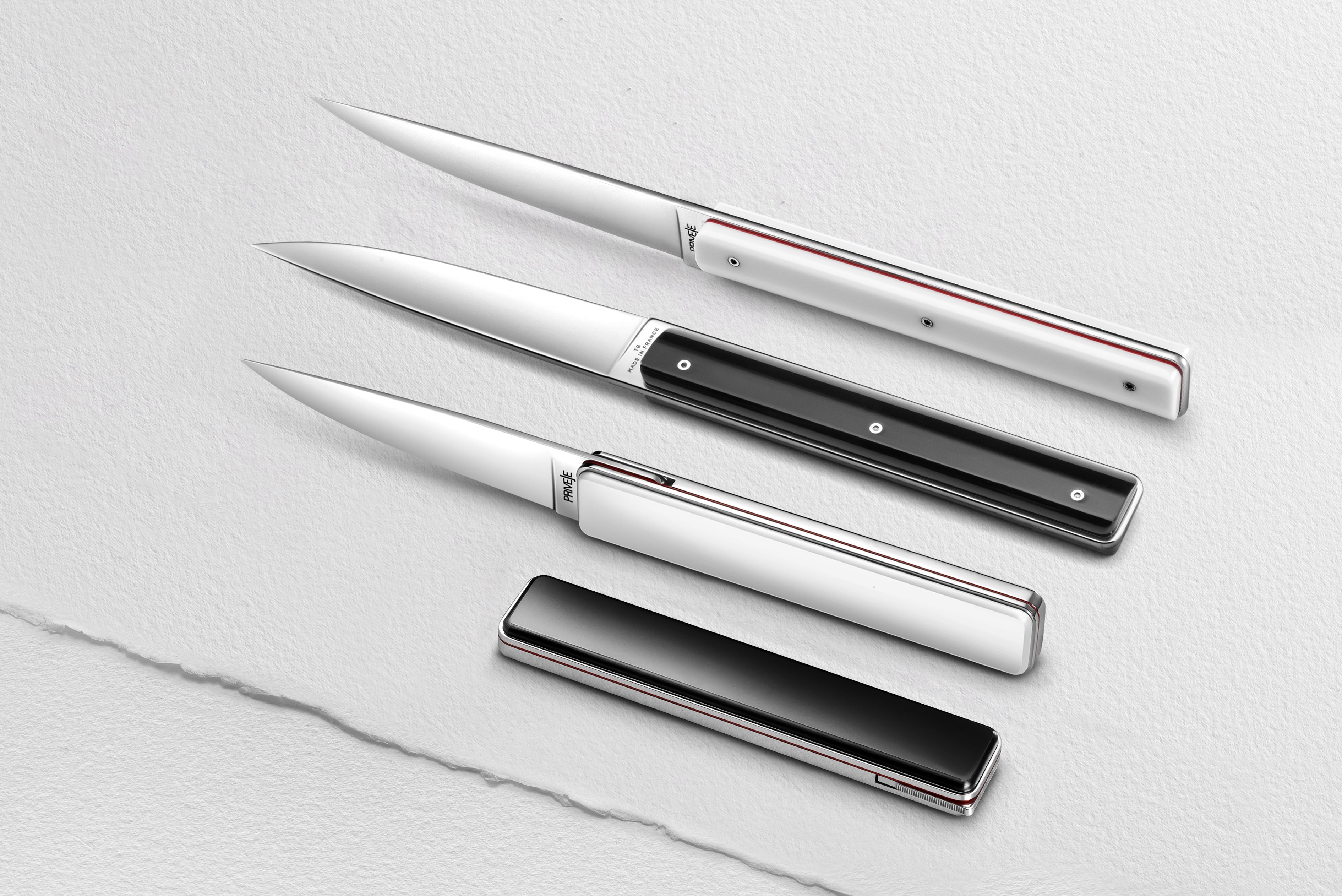 Prive|e vs. Suricate : quel couteau pliant Made in France offrir pour Noël ?