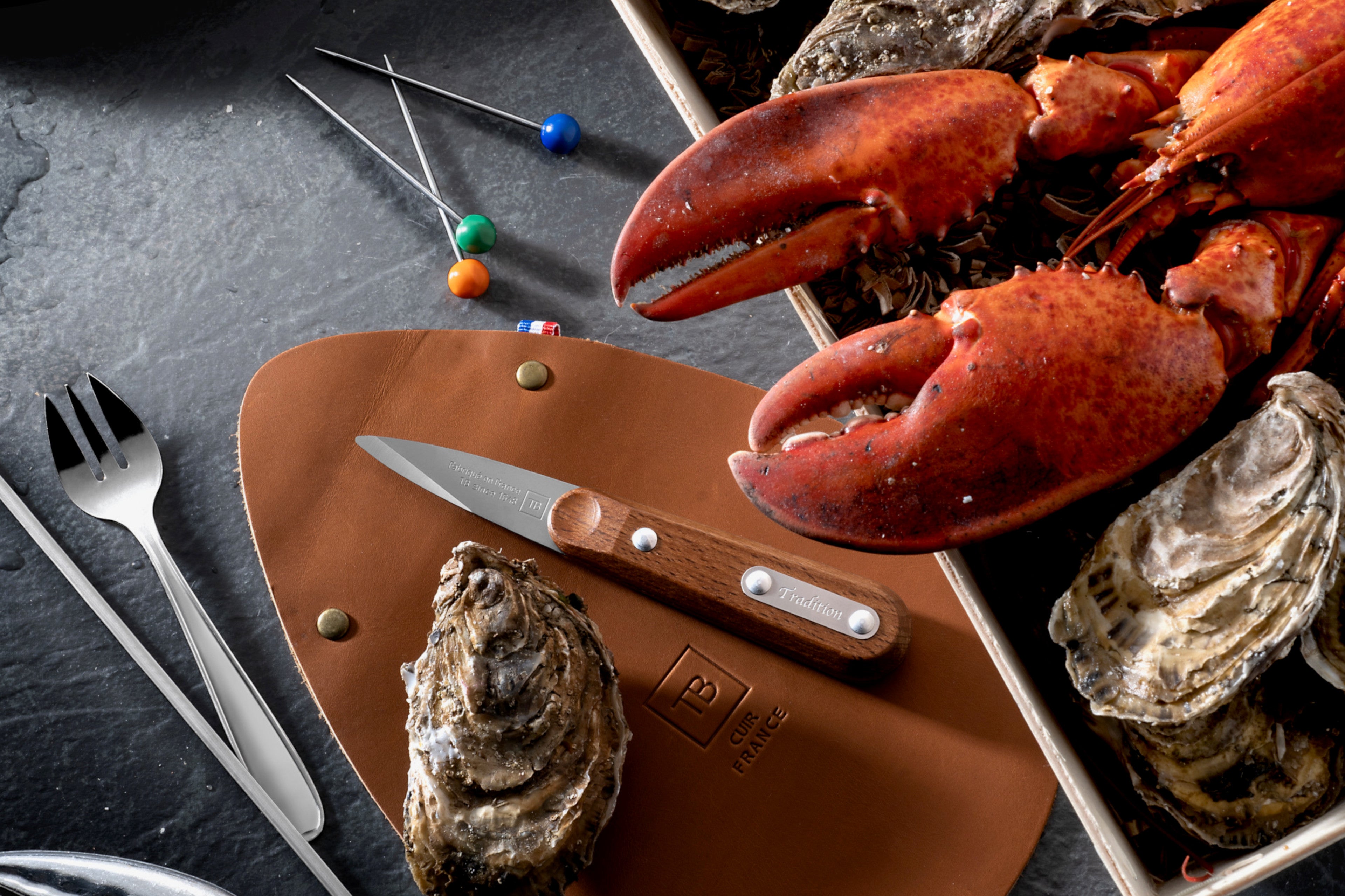lancette huitre bois TB 1648 gant en cuir et fruits de mer
